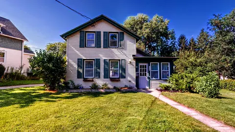 1418 E Main, Watertown, WI 53094