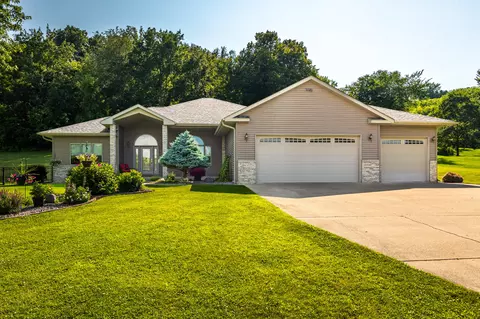 n2753 Garbers Road, La Crosse, WI 54601