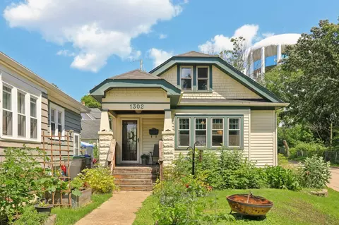 1302 N 59th, Milwaukee, WI 53208