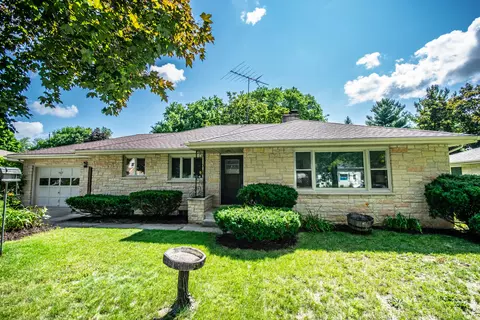 563 Fair, West Bend, WI 53090