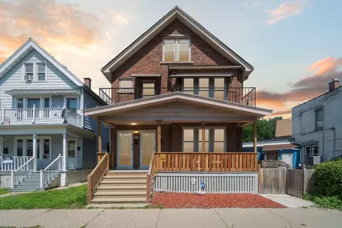1910 W Forest Home #1912, Milwaukee, WI 53204