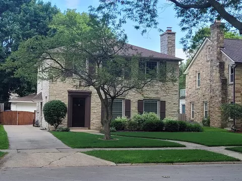 4646 N Wildwood, Whitefish Bay, WI 53211