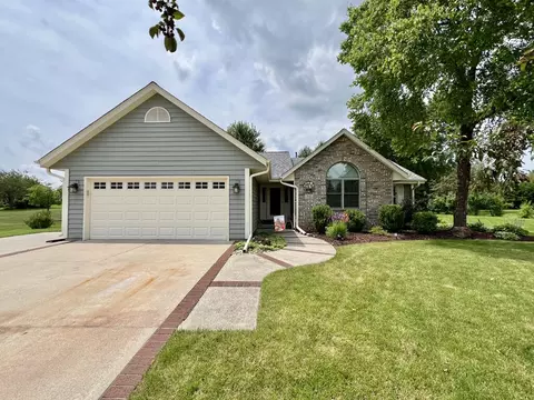 w147n7105 Woodland, Menomonee Falls, WI 53051