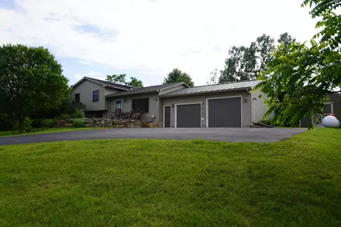 13411 Grandview, Angelo, WI 54656