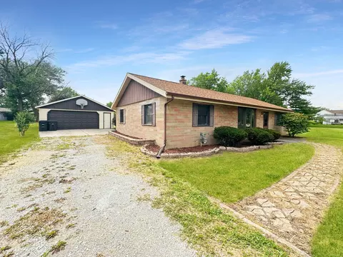 7237 S 35th, Franklin, WI 53132