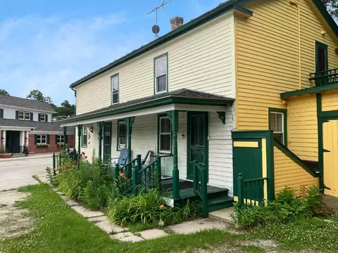 624 E Ml, Plymouth, WI 53073