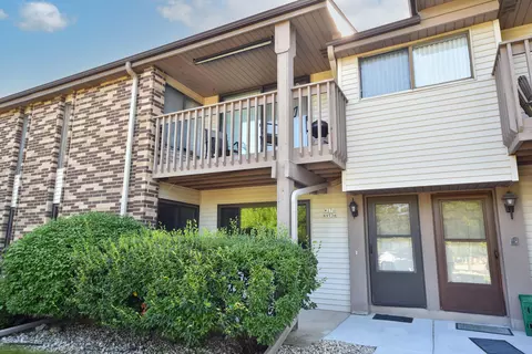 w176n9736 Riversbend, Germantown, WI 53022