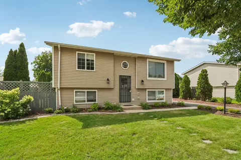6469 N 104th, Milwaukee, WI 53224
