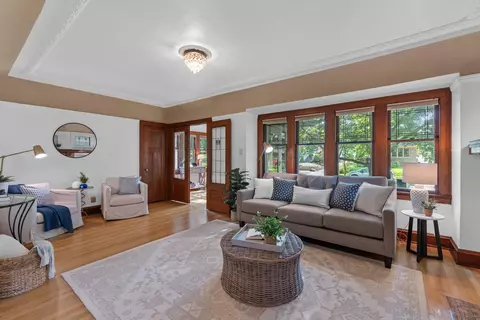 2363 N 61st, Wauwatosa, WI 53213