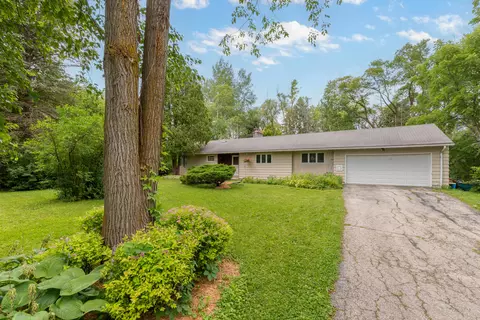 1510 W El Rancho, Mequon, WI 53092