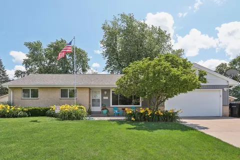 5355 W Donna, Brown Deer, WI 53223