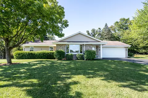 12135 W Plainfield, Greenfield, WI 53228