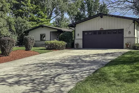 14285 W Glen Mdw, New Berlin, WI 53151