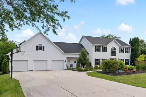 5255 Silver Fox, Sheboygan, WI 53083
