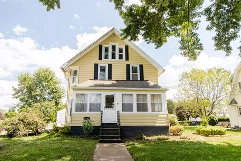219 Jefferson, Johnson Creek, WI 53038