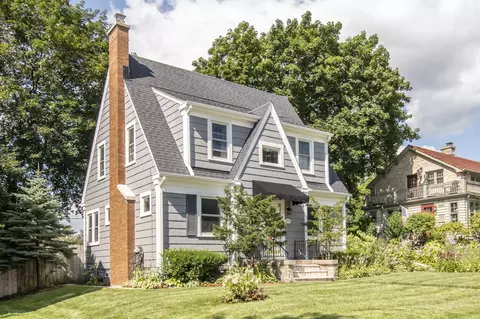 400 Windsor, Waukesha, WI 53186