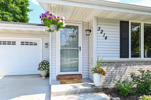 3214 Superior, East Troy, WI 53120