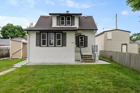 1721 E Saint Francis, Saint Francis, WI 53235