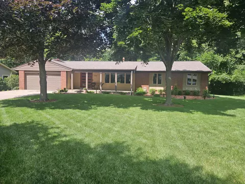 1905 Melody, Brookfield, WI 53005