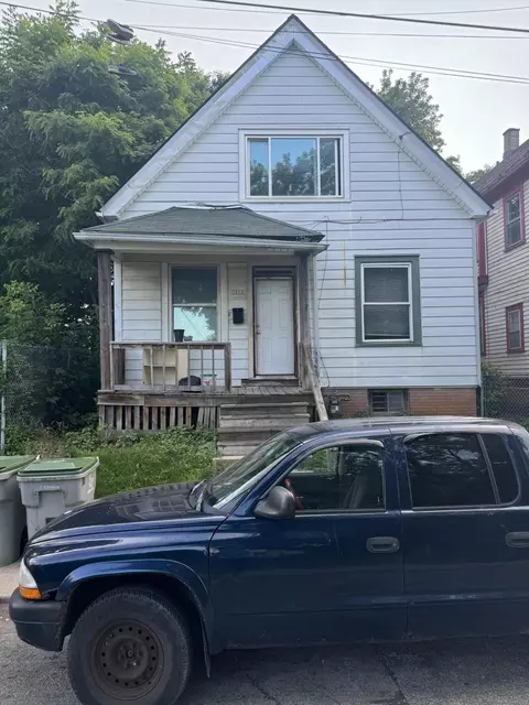 3015 N 11th, Milwaukee, WI 53206