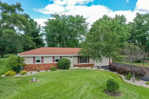 w331s7964 Country, Mukwonago, WI 53149