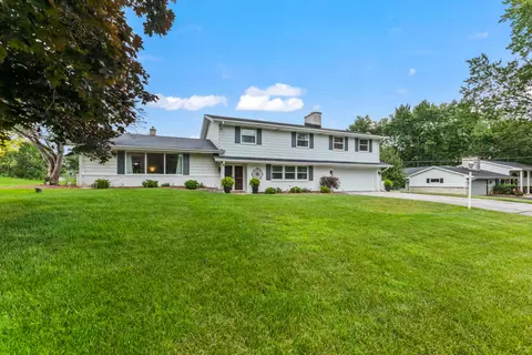 2970 Monterey, Brookfield, WI 53005