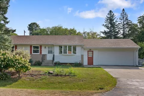 7850 N Link, Milwaukee, WI 53223