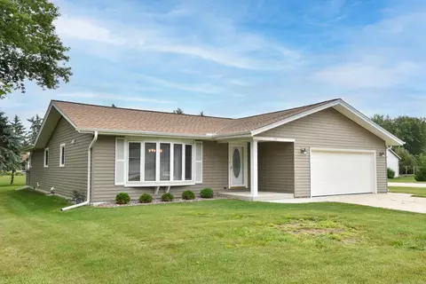 132 Lindale, Belgium, WI 53004