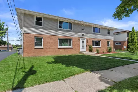 838 E Waterford, Milwaukee, WI 53207