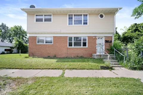 6052 N 61st #6056, Milwaukee, WI 53218