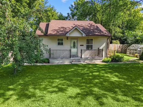 W764 Washington, Bloomfield, WI 53105