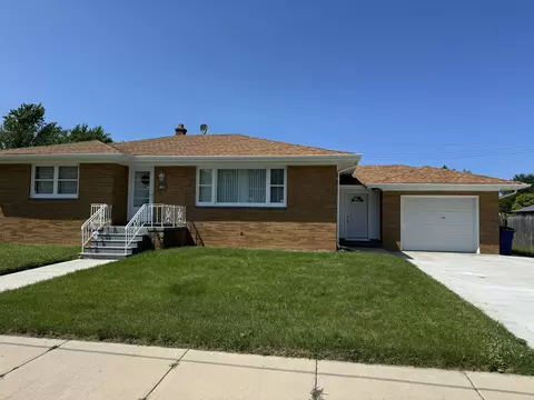 1518 North, Racine, WI 53402