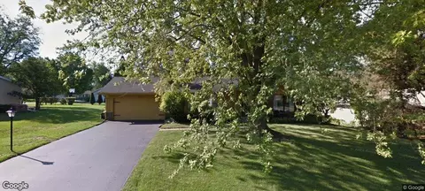 21825 Locksley, Brookfield, WI 53045