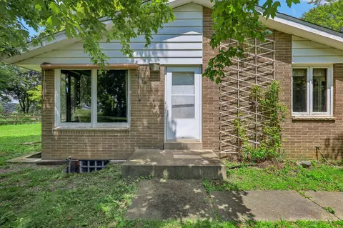 4850 W Marquette, Franklin, WI 53132