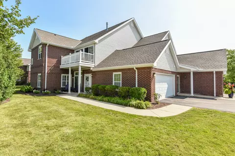 12155 W Virginia #5, Franklin, WI 53132