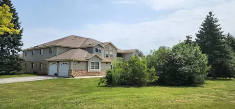 8380 S Chicago #6, Oak Creek, WI 53154
