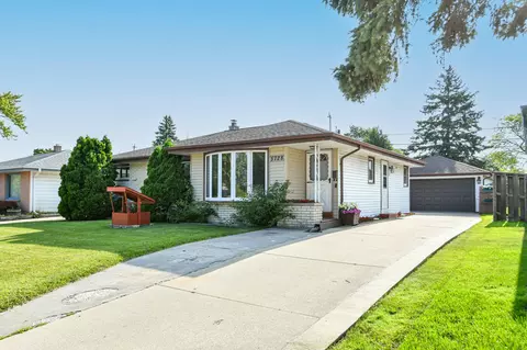 5728 S Indiana, Cudahy, WI 53110