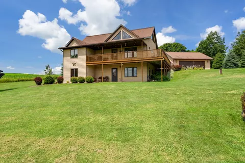 s1703 Green Acres Lane, Coon, WI 54667