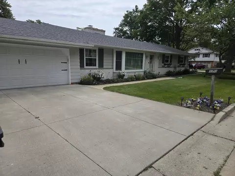 170 Westminster, Racine, WI 53402
