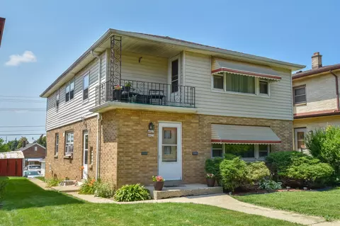 4025 N 91st #4027, Milwaukee, WI 53222