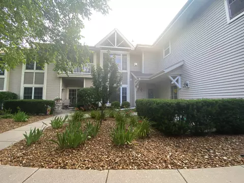 6240 Walnut #31, Cudahy, WI 53110