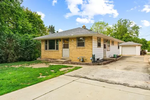 3262 E Morris, Cudahy, WI 53110