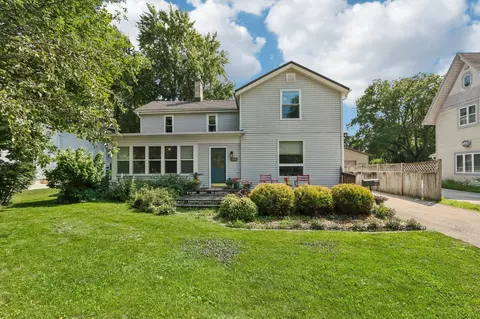 433 W Wisconsin, Oconomowoc, WI 53066