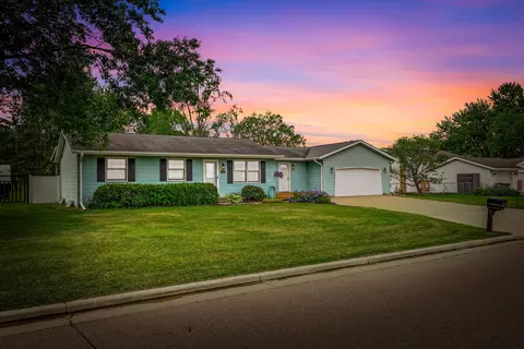 n5437 Abbey Road, Onalaska, WI 54650