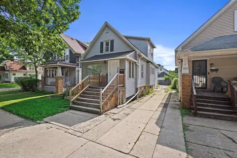 2972 N 59th, Milwaukee, WI 53210