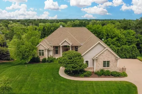 w291n4300 Prairie Wind, Delafield, WI 53072