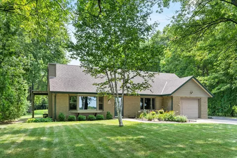 w140n14220 Country Aire, Germantown, WI 53022