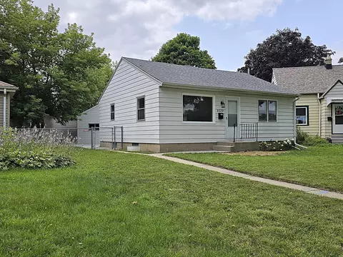 8529 W Potomac, Milwaukee, WI 53225