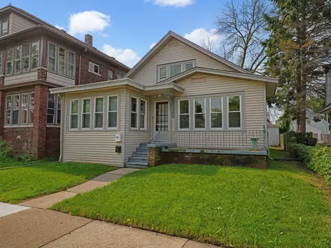 2013 Slauson, Racine, WI 53403