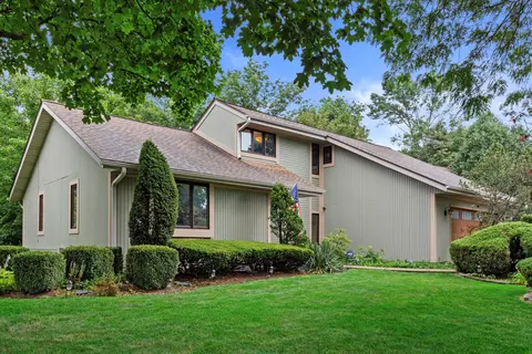 7949 W Imperial, Franklin, WI 53132